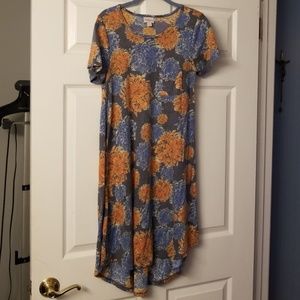 XS Lularoe Carly
